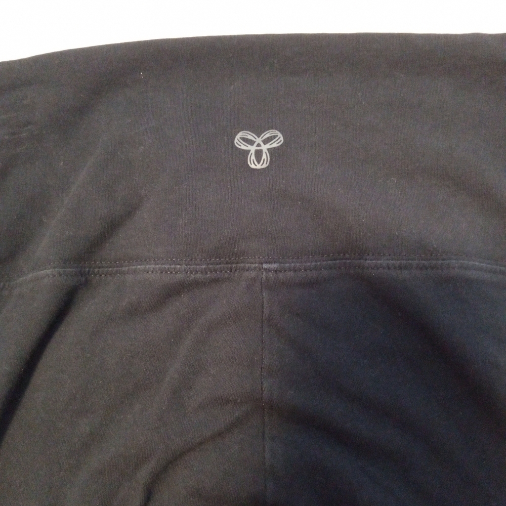 TNA Aritzia Leggings